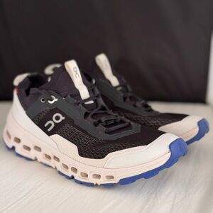 On Running Cloudultra size 8
